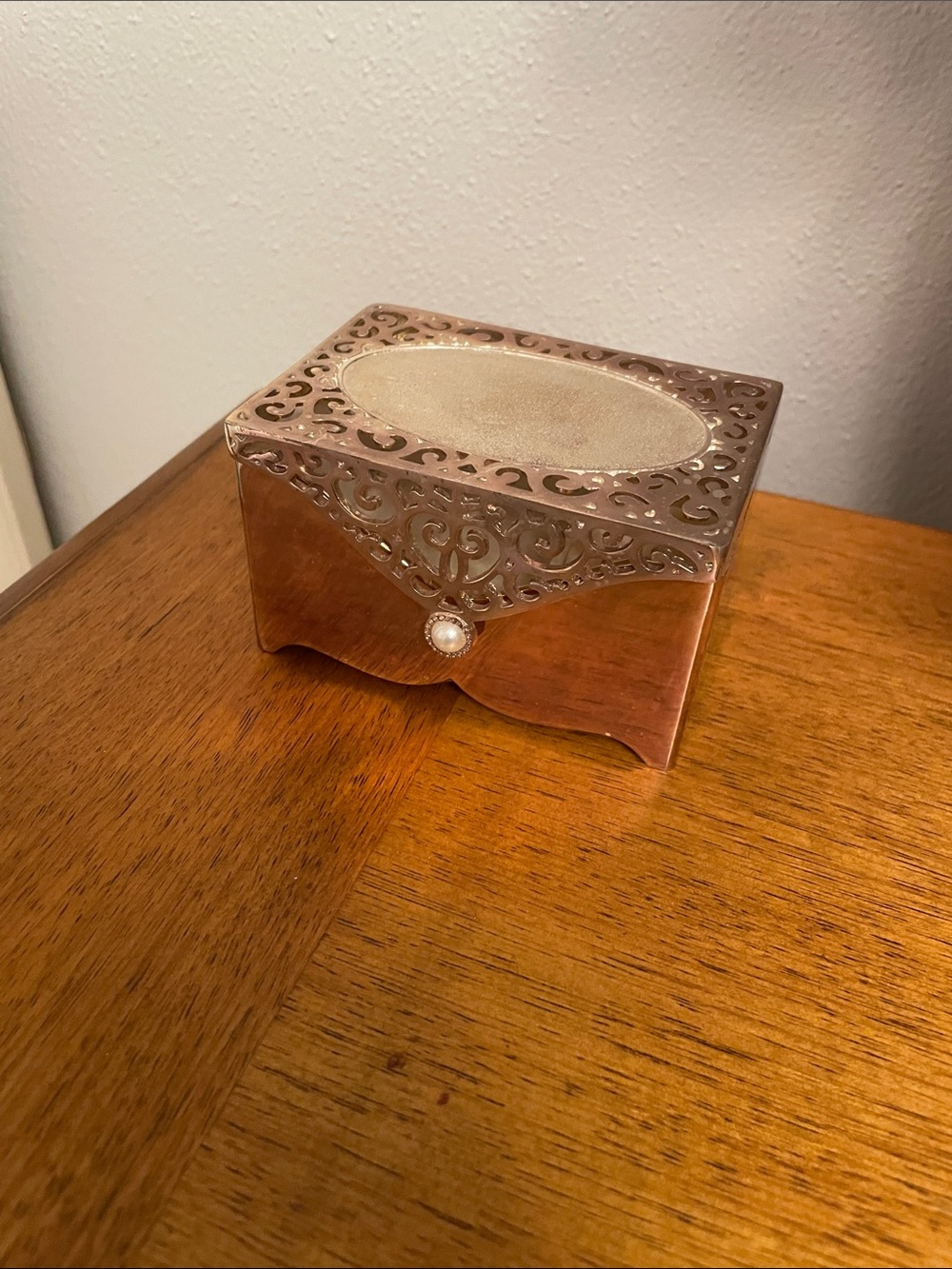 Things Remembered Silver Plated Keepsake Trinket Jewelry Box with Faux Pearl